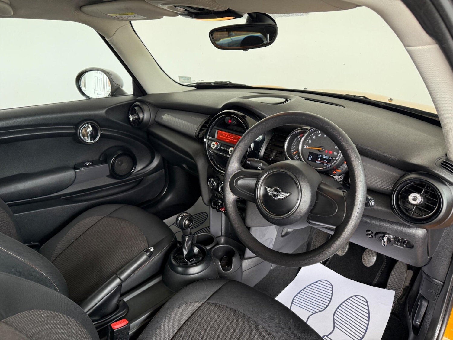 Used MINI Hatch 2014 for sale - 76432892: Photo 3