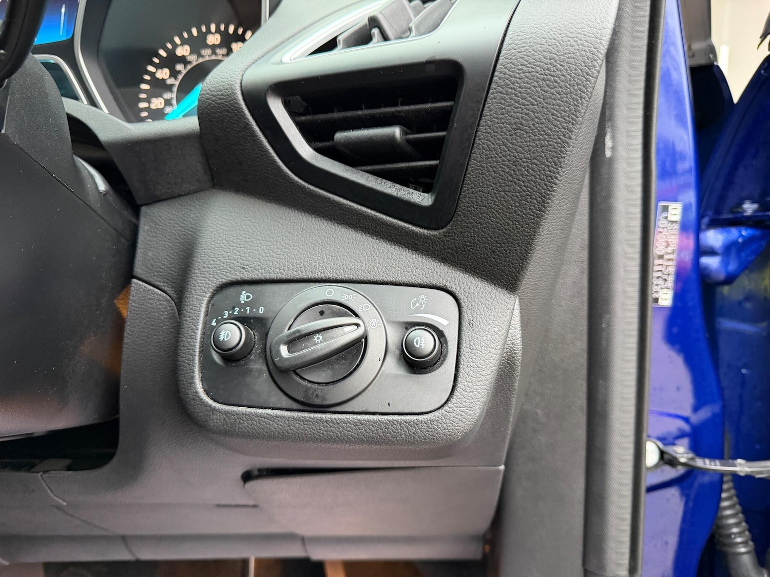 Used Ford Kuga 2018 for sale - 76998927: Photo 29