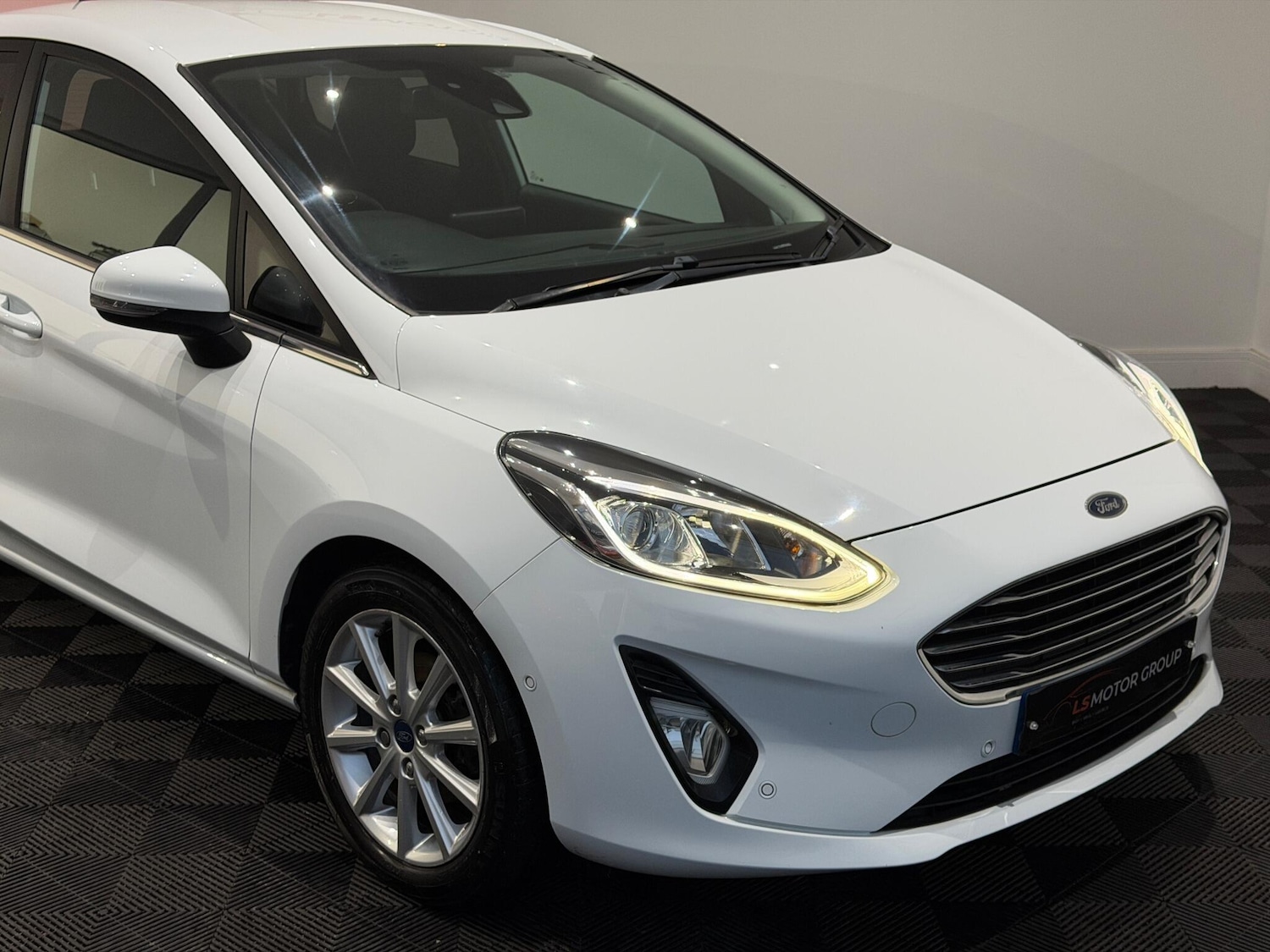 Used Ford Fiesta 2018 for sale - 76886510: Photo 10