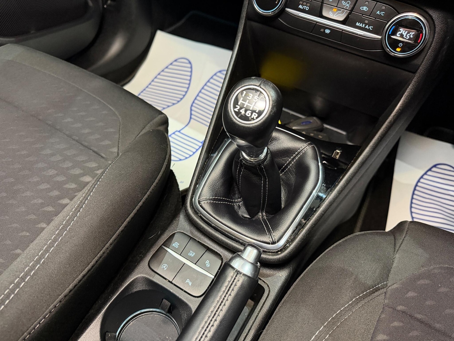 Used Ford Fiesta 2018 for sale - 76886510: Photo 18