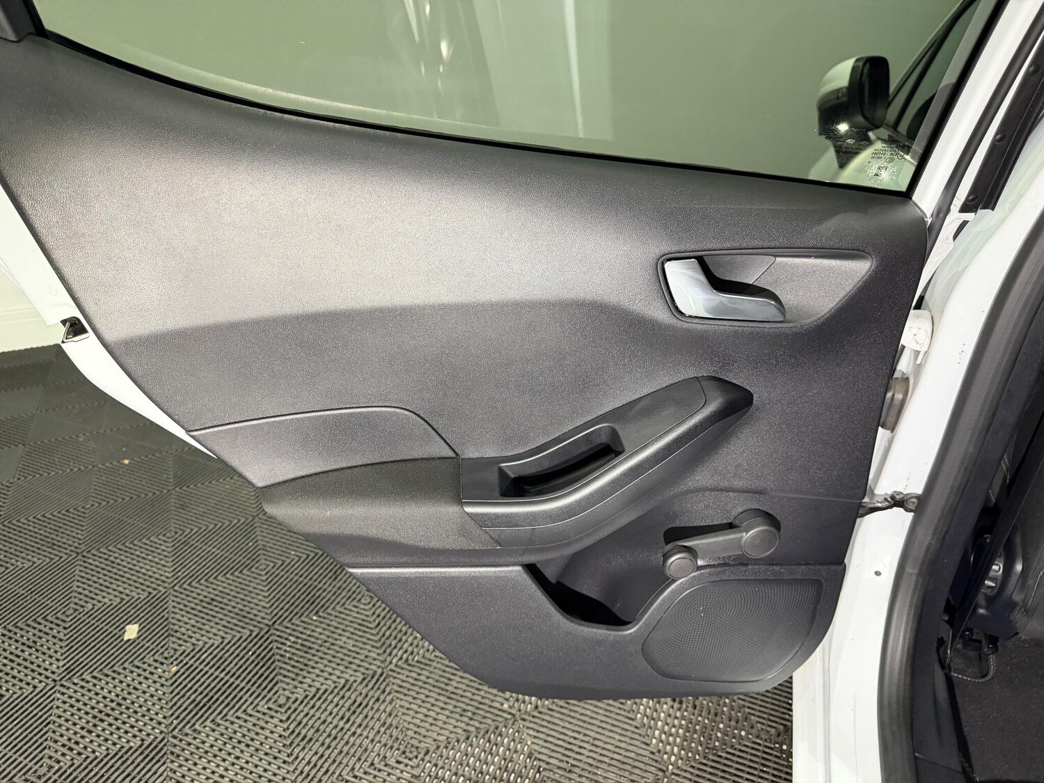 Used Ford Fiesta 2018 for sale - 76886510: Photo 38