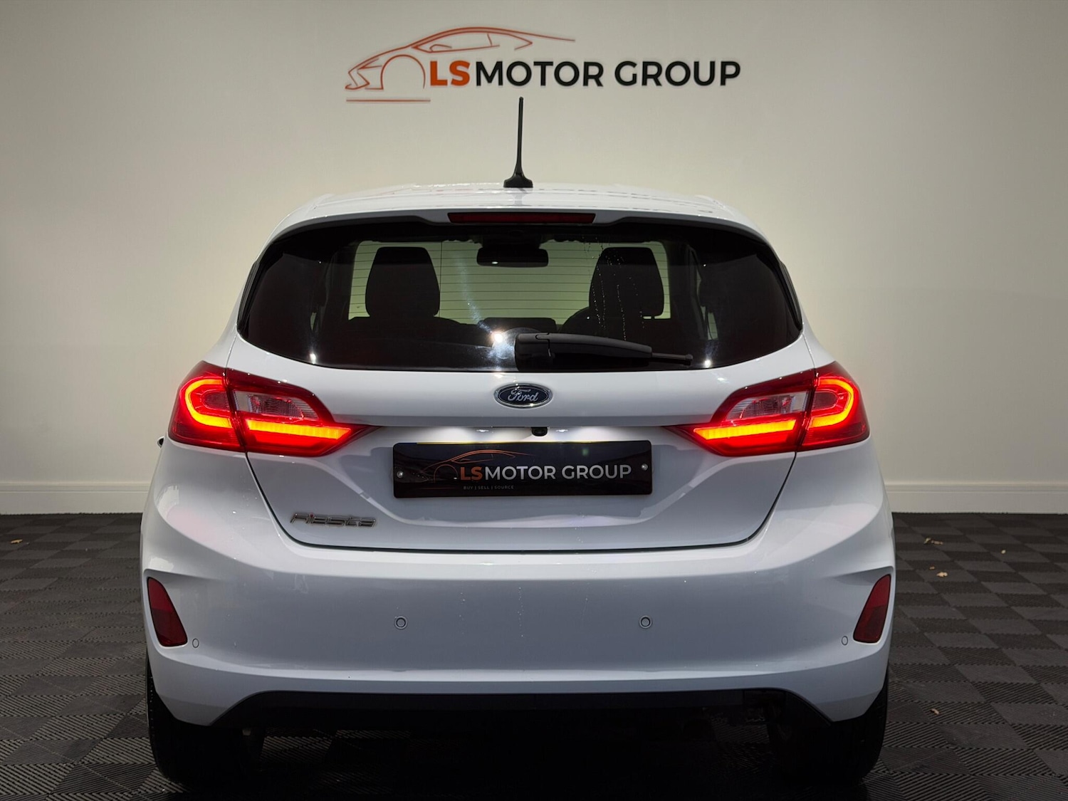 Used Ford Fiesta 2018 for sale - 76886510: Photo 6