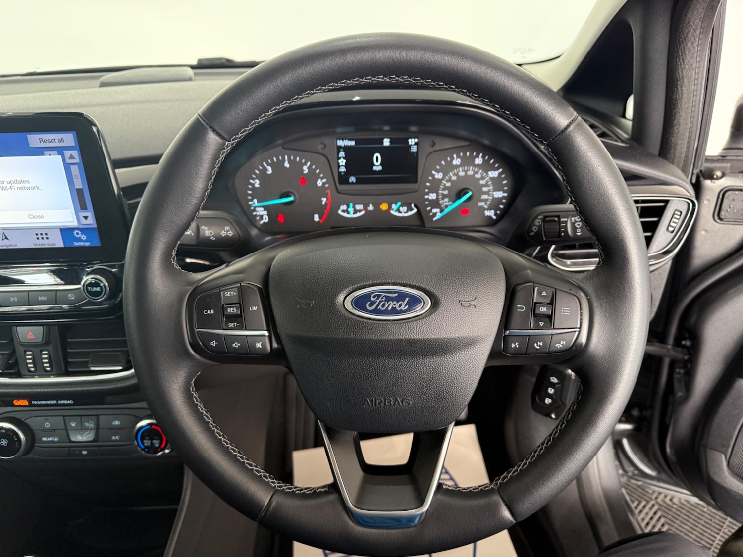 Used Ford Fiesta 2018 for sale - 76432105: Photo 23