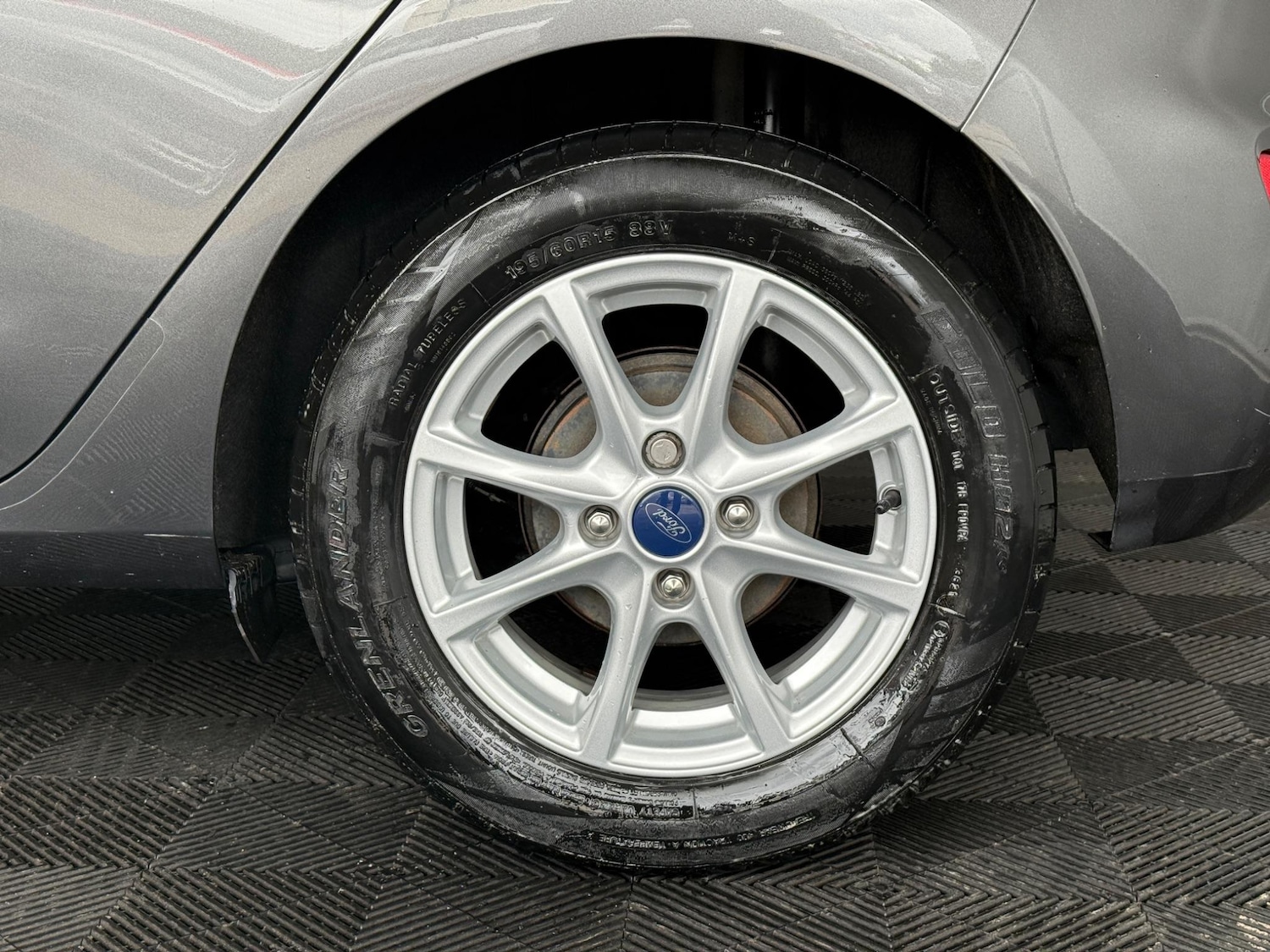 Used Ford Fiesta 2018 for sale - 76432105: Photo 41