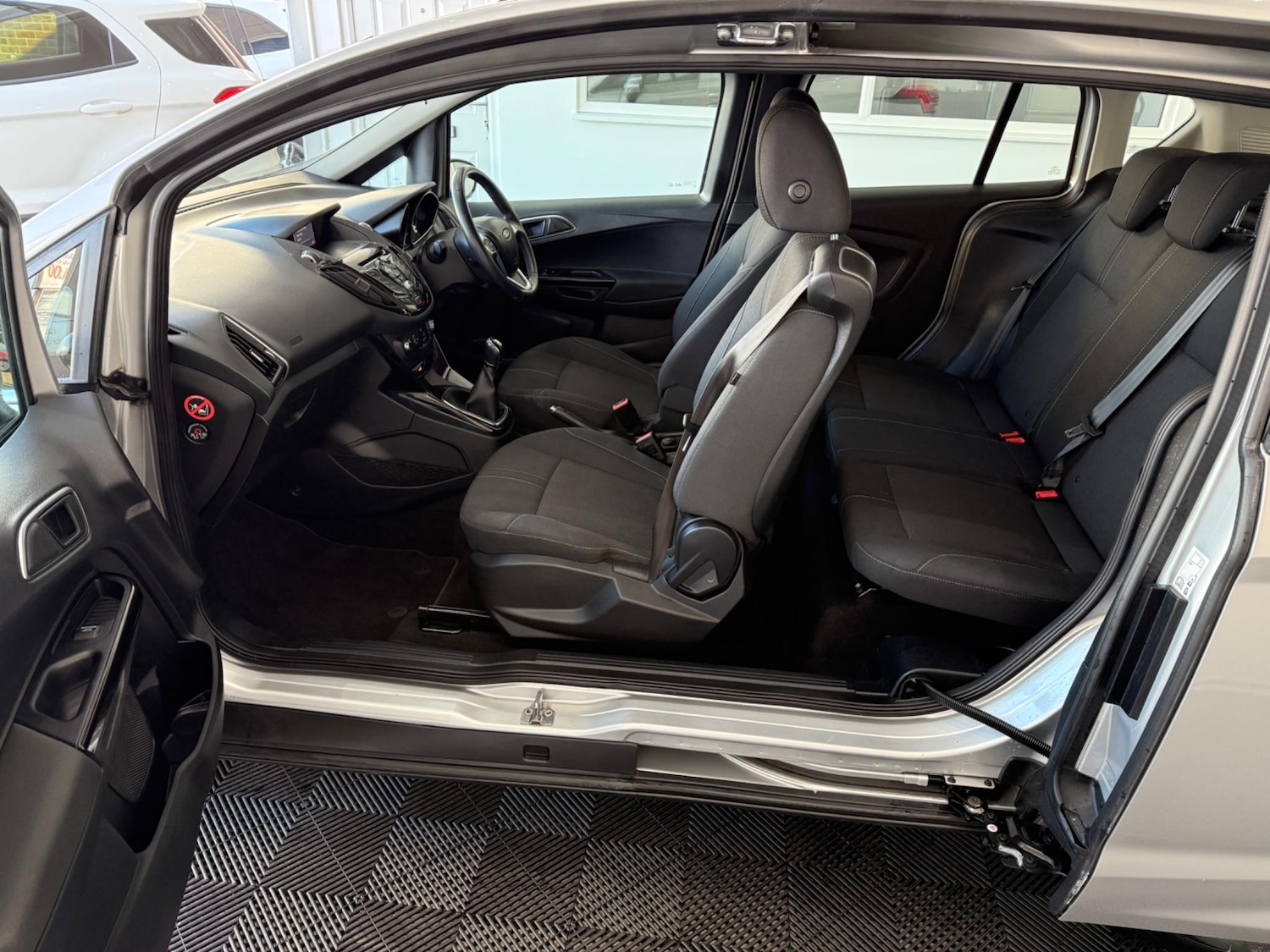 Used Ford B-MAX 2018 for sale - 76432895: Photo 32