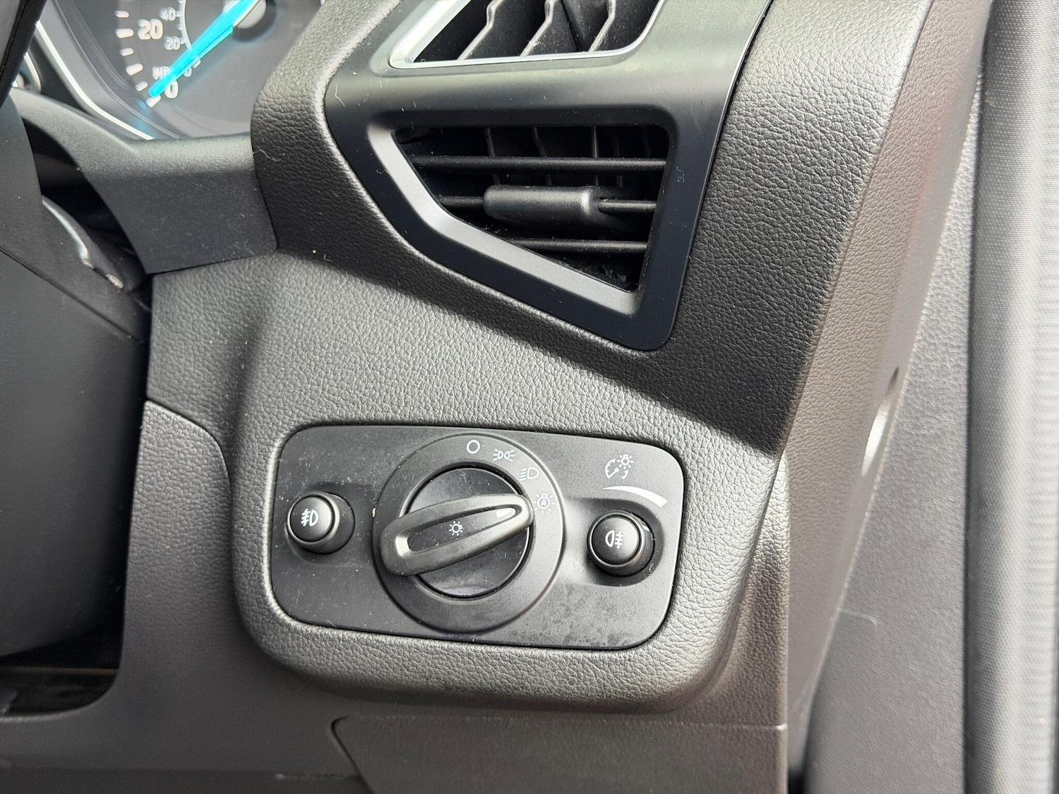 Used Ford Kuga 2019 for sale - 76996162: Photo 30