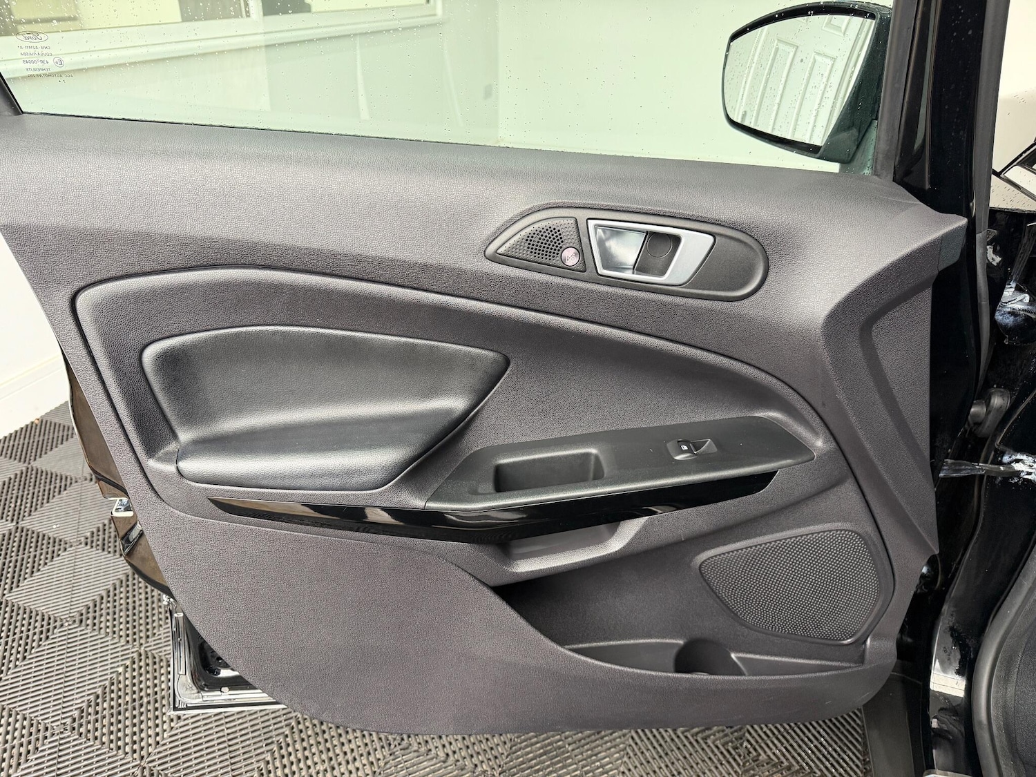 Used Ford Ecosport 2018 for sale - 76688506: Photo 32