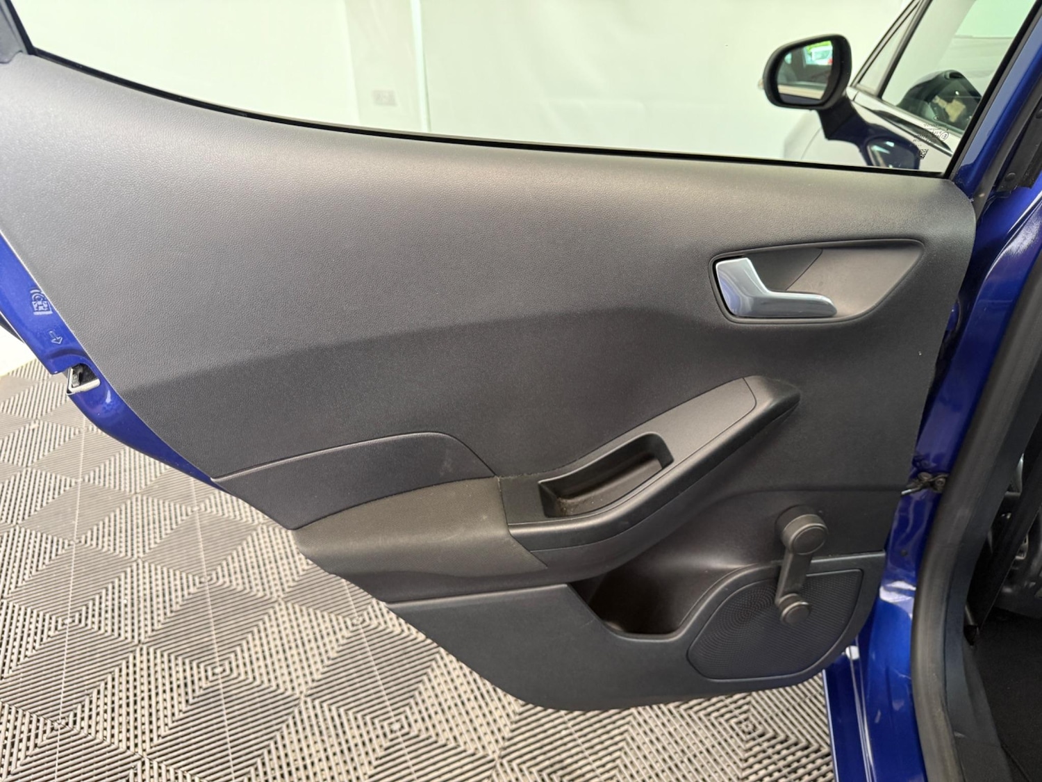 Used Ford Fiesta 2018 for sale - 76432196: Photo 37