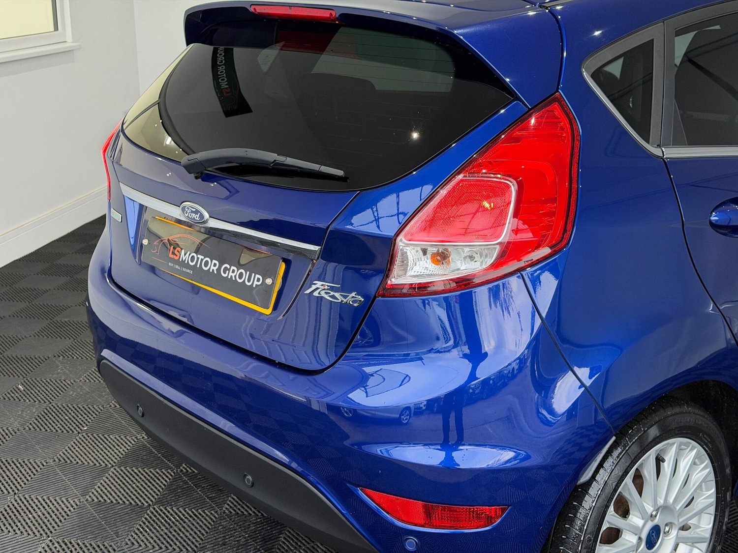 Used Ford Fiesta 2015 for sale - 76688581: Photo 12