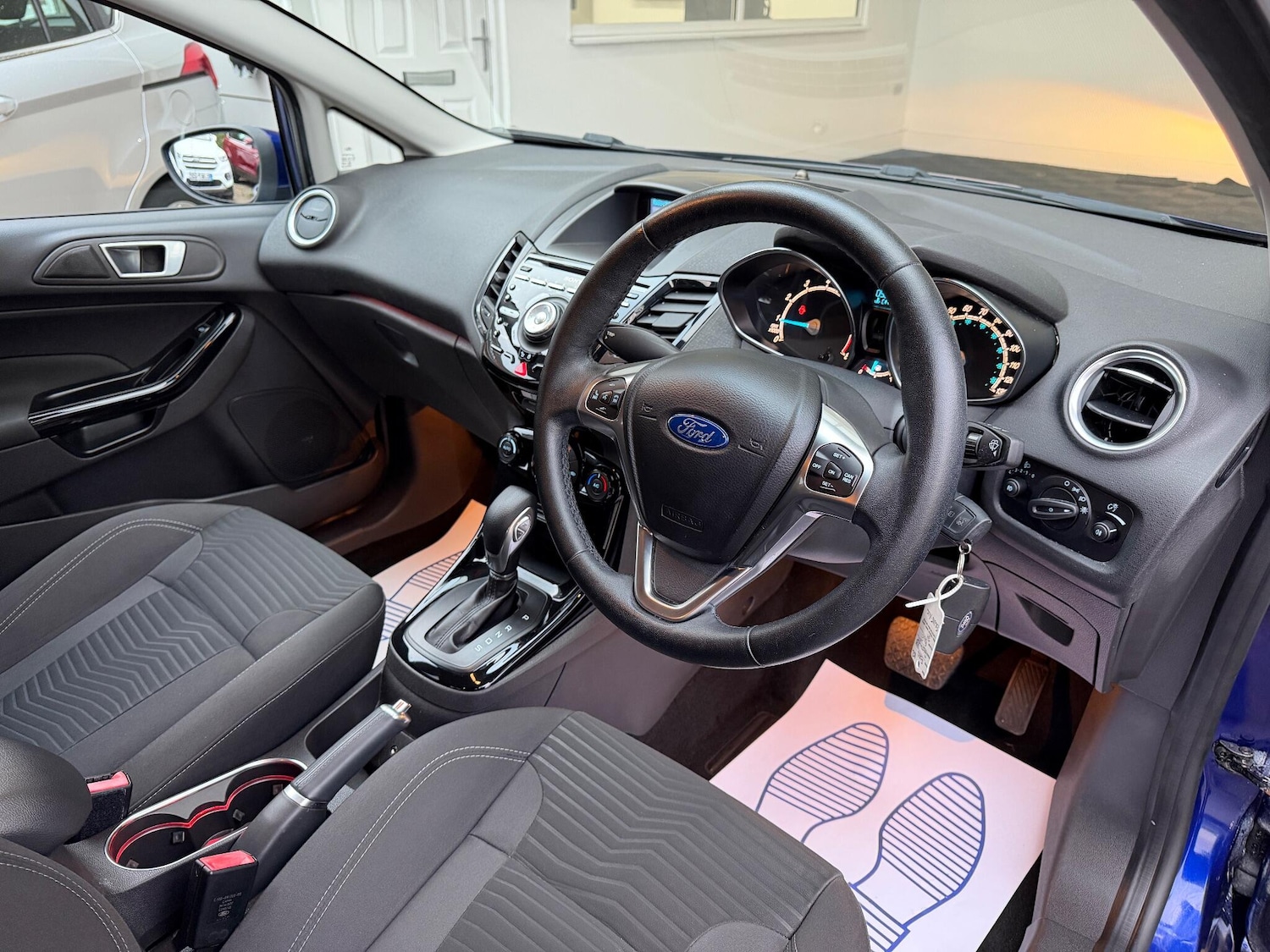 Used Ford Fiesta 2015 for sale - 76688581: Photo 13