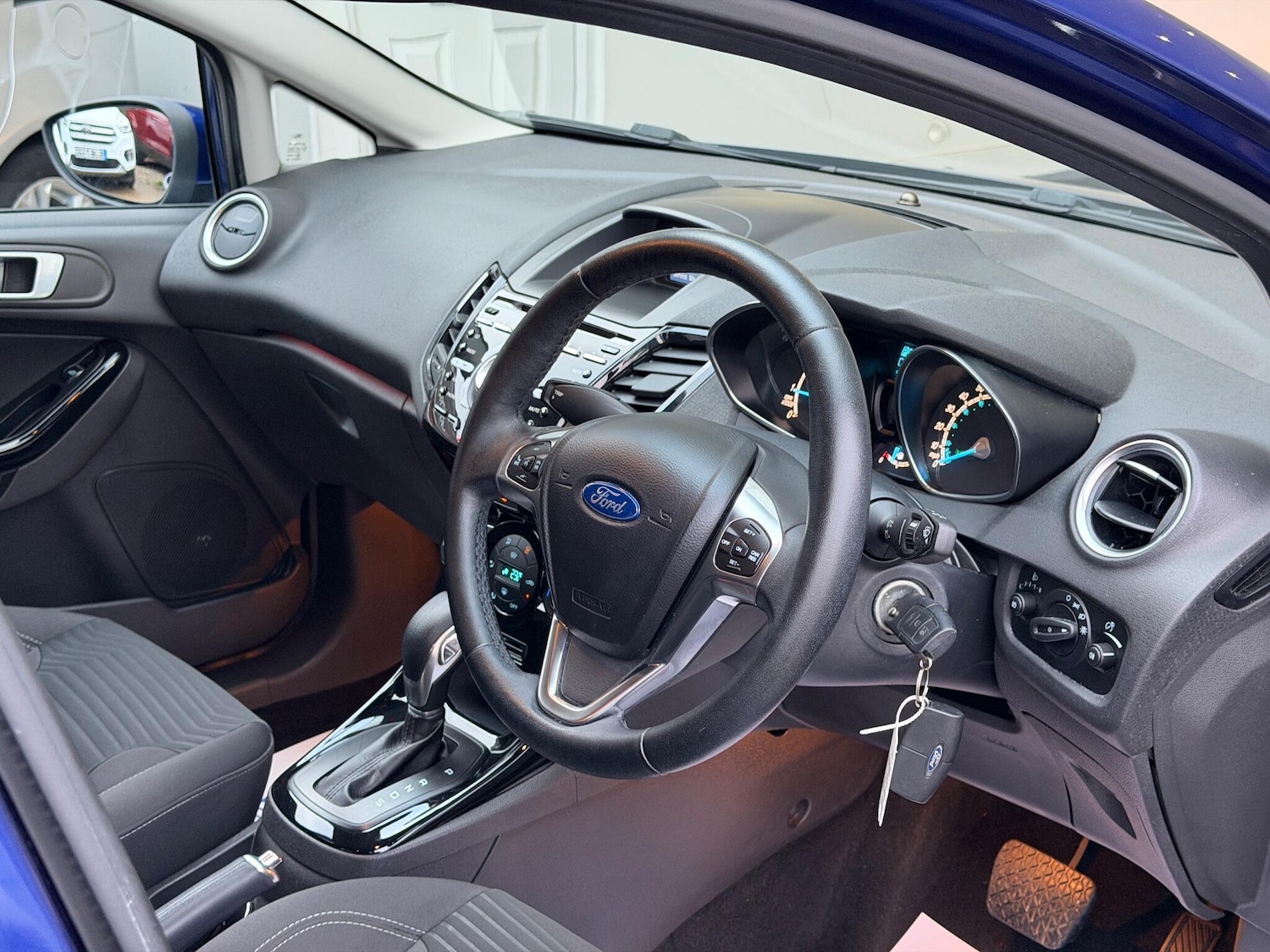 Used Ford Fiesta 2015 for sale - 76688581: Photo 15