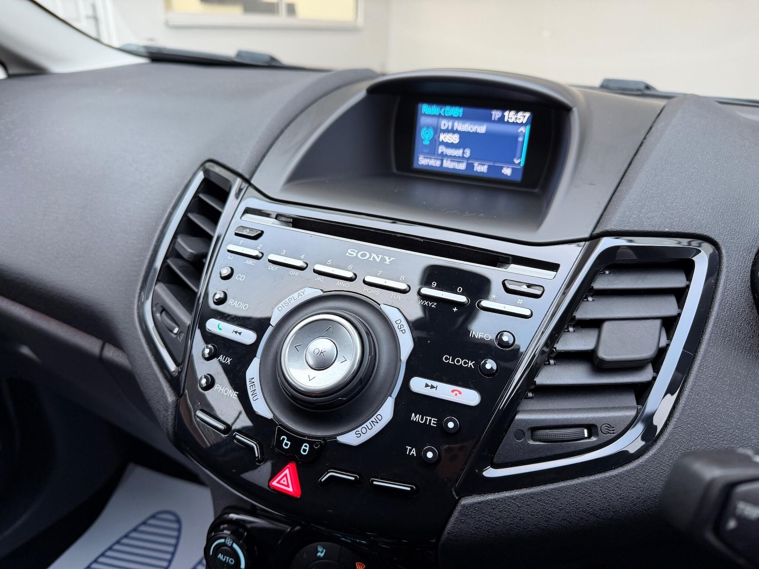 Used Ford Fiesta 2015 for sale - 76688581: Photo 19