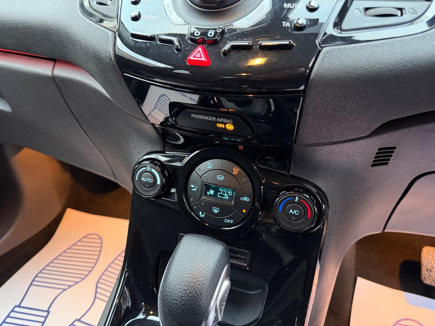 Used Ford Fiesta 2015 for sale - 76688581: Photo 20