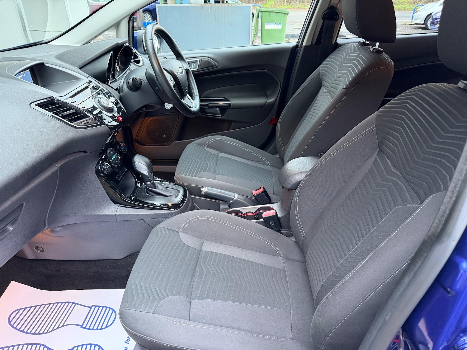 Used Ford Fiesta 2015 for sale - 76688581: Photo 25