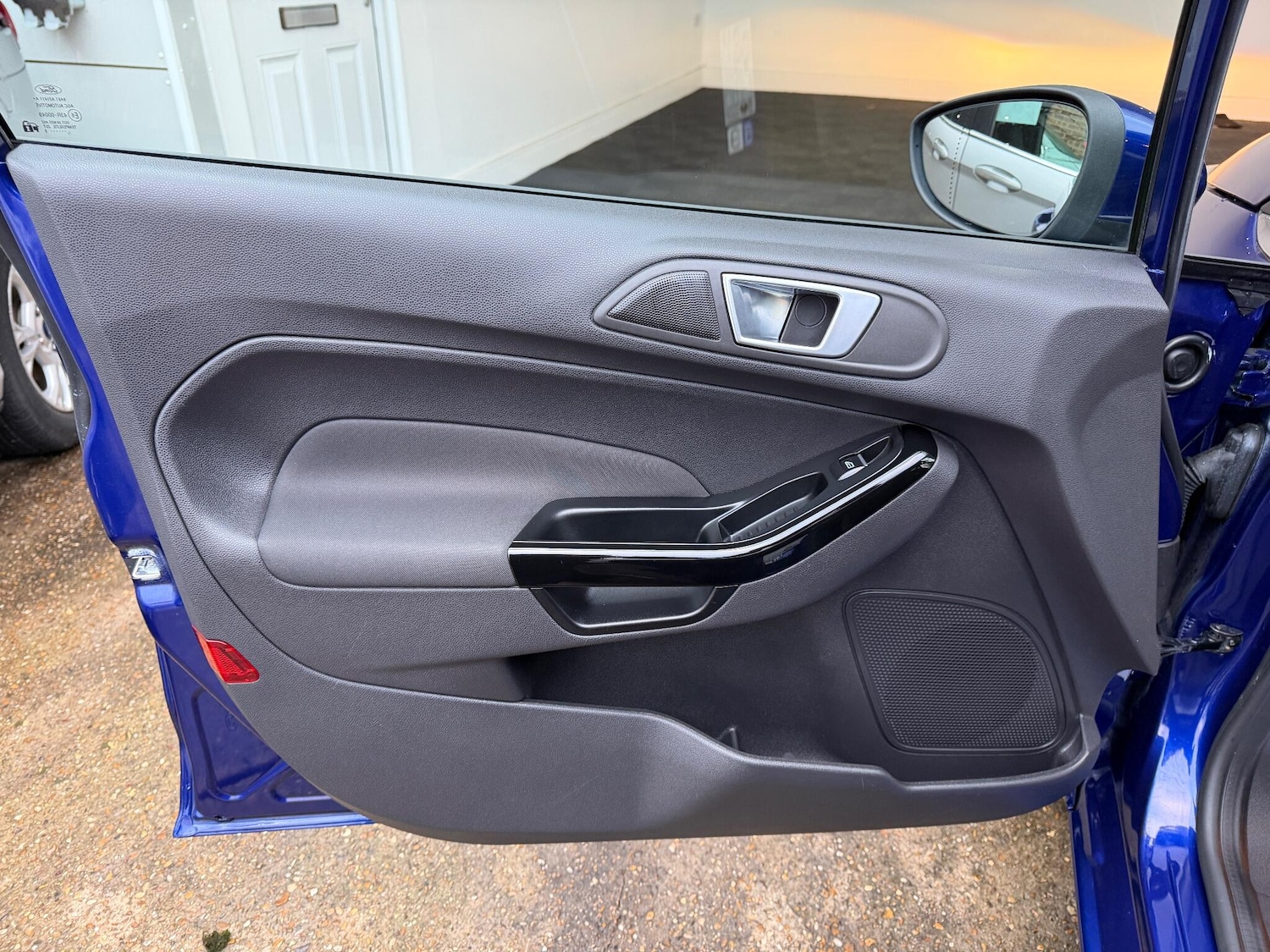 Used Ford Fiesta 2015 for sale - 76688581: Photo 27