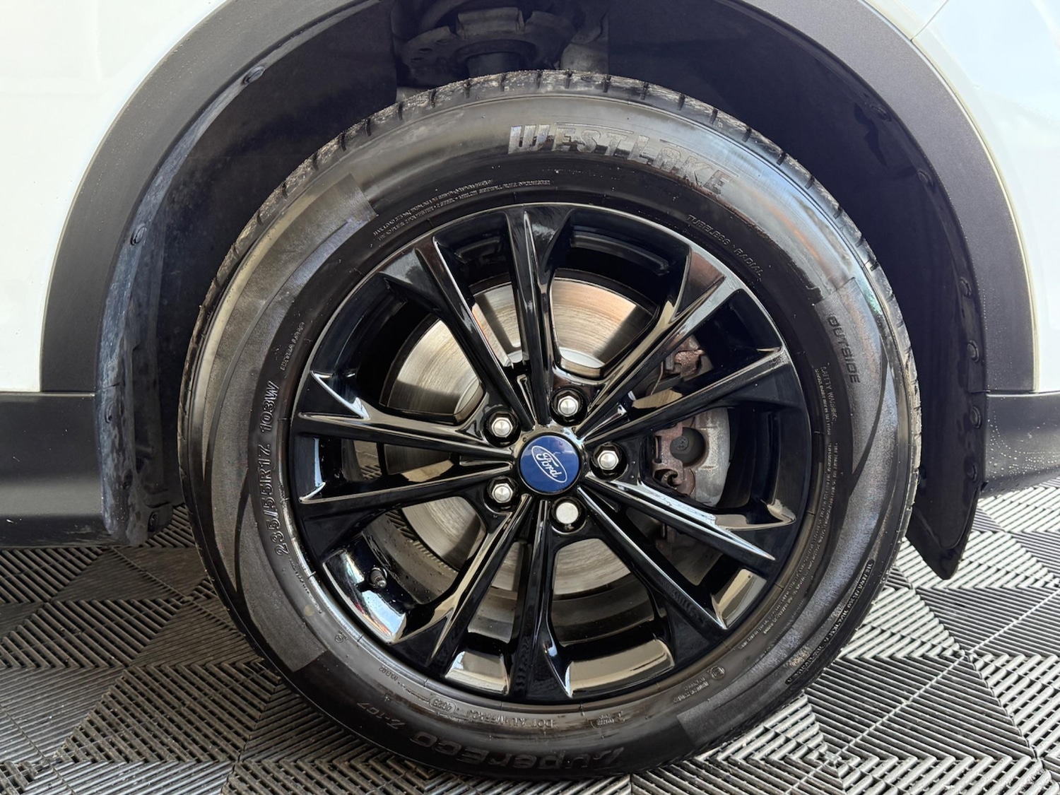 Used Ford Kuga 2017 for sale - 76689011: Photo 43