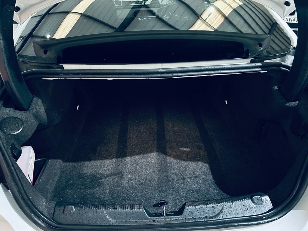 Used Jaguar XE 2017 for sale - 76686656: Photo 12