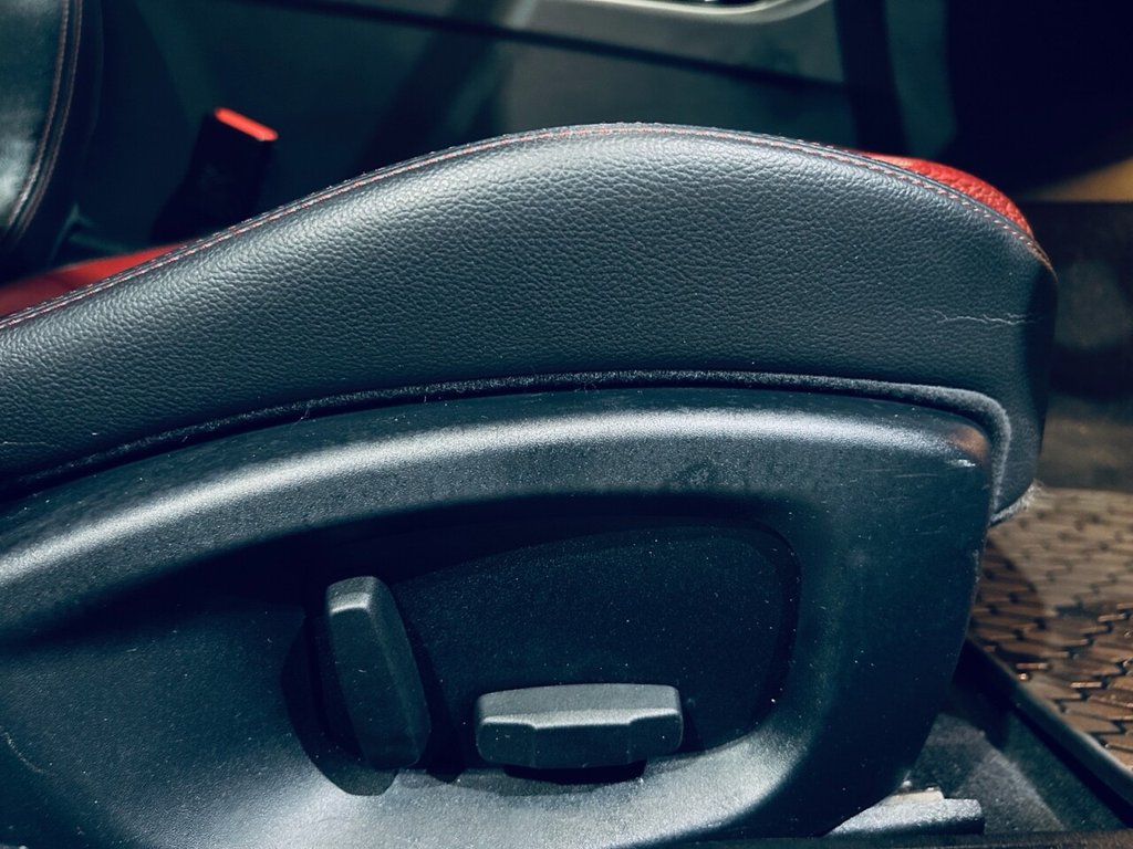 Used Jaguar XE 2017 for sale - 76686656: Photo 16