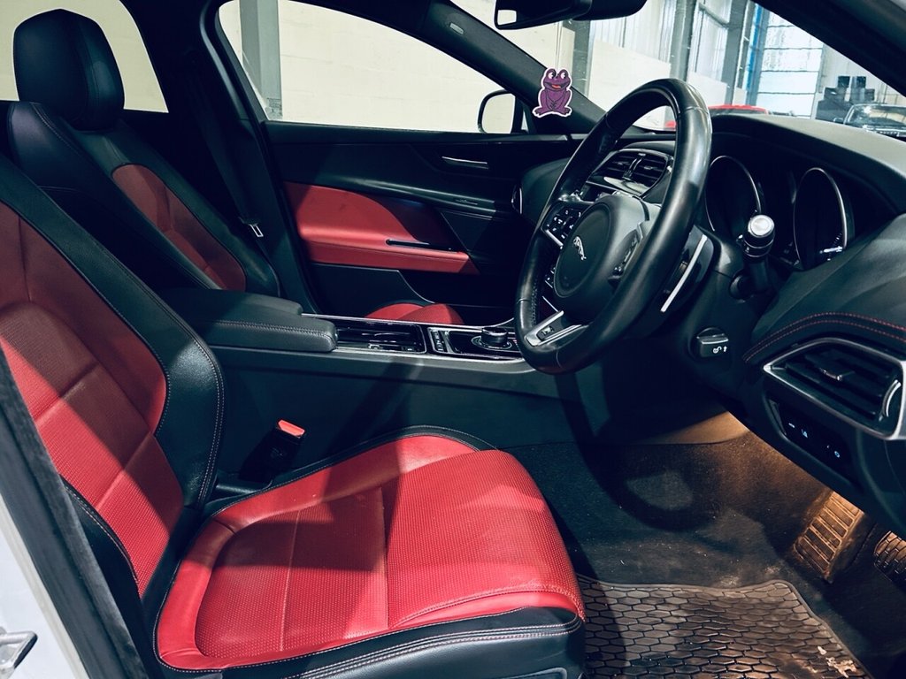 Used Jaguar XE 2017 for sale - 76686656: Photo 17