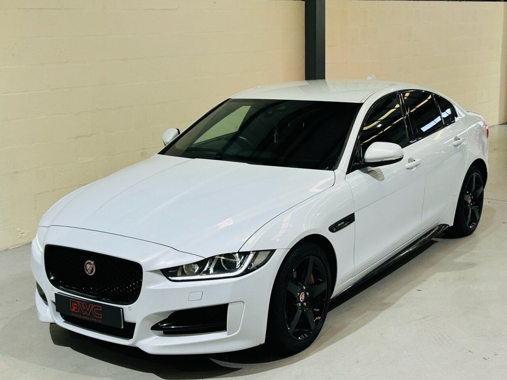 Used Jaguar XE 2017 for sale - 76686656: Photo 2