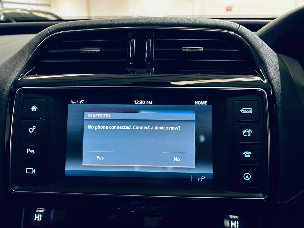 Used Jaguar XE 2017 for sale - 76686656: Photo 23