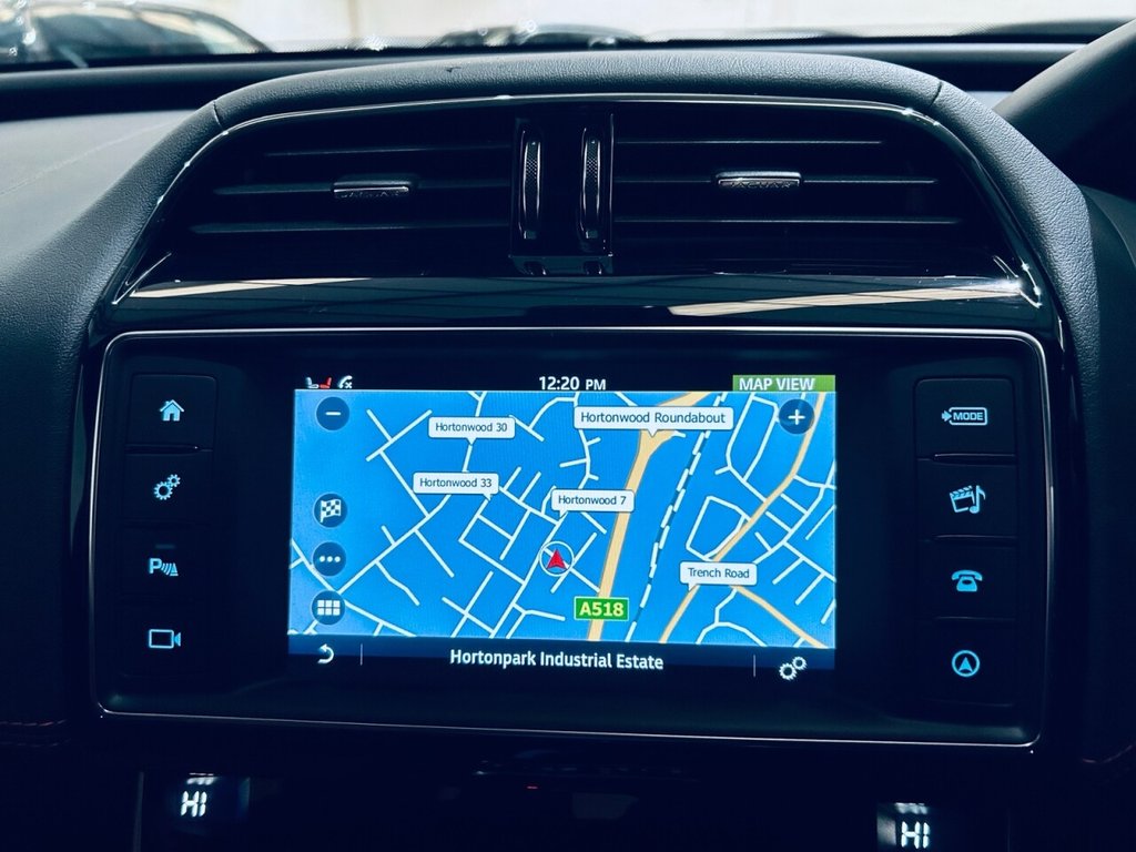 Used Jaguar XE 2017 for sale - 76686656: Photo 25