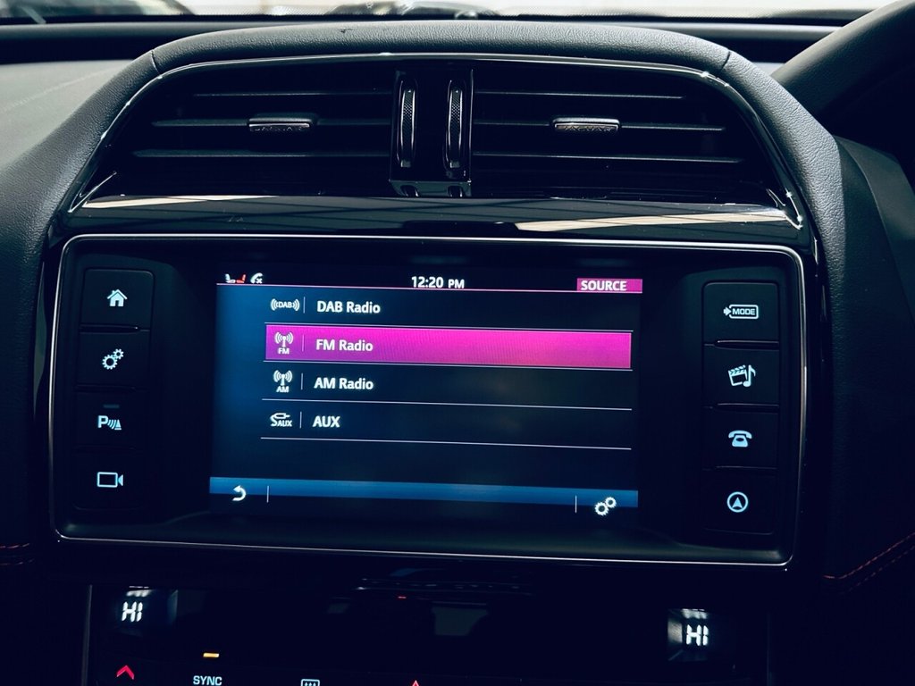 Used Jaguar XE 2017 for sale - 76686656: Photo 26