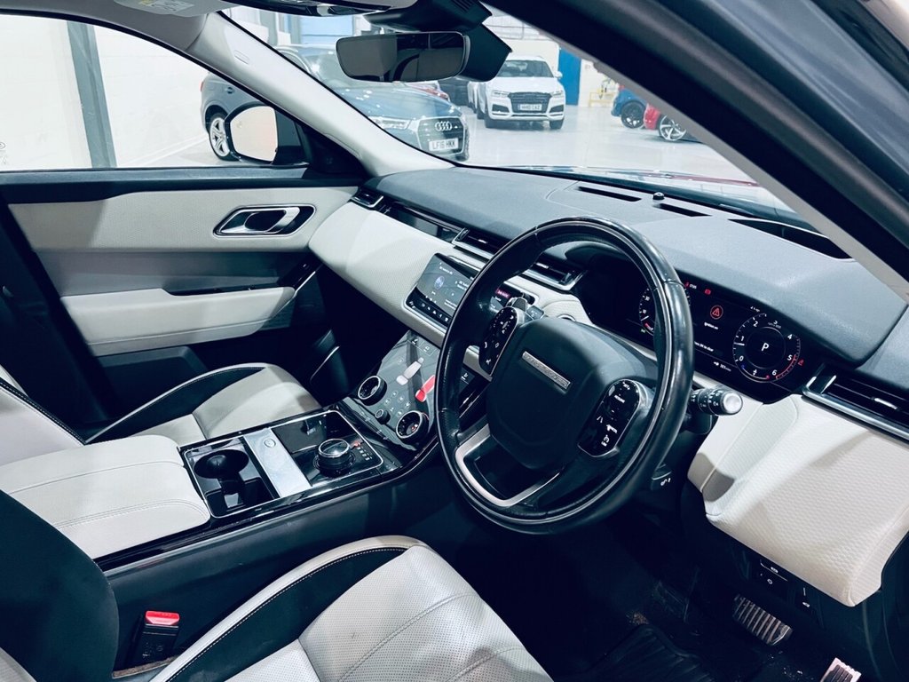 Used Land Rover Range Rover Velar 2018 for sale - 77583704: Photo 3