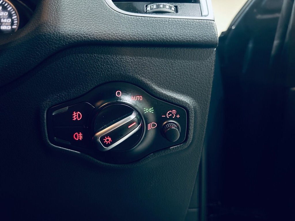 Used Audi Q5 2015 for sale - 76710942: Photo 25