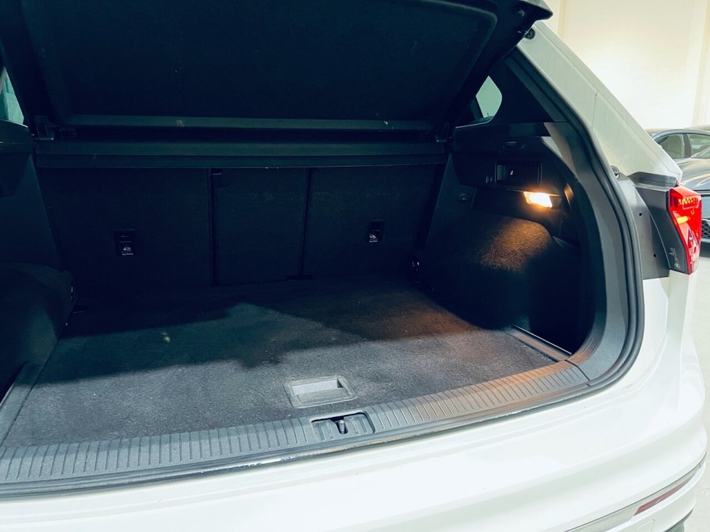 Used Volkswagen Tiguan 2018 for sale - 77693144: Photo 18