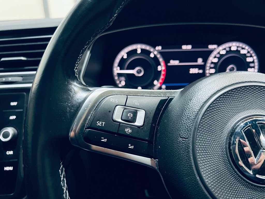 Used Volkswagen Tiguan 2018 for sale - 77693144: Photo 33