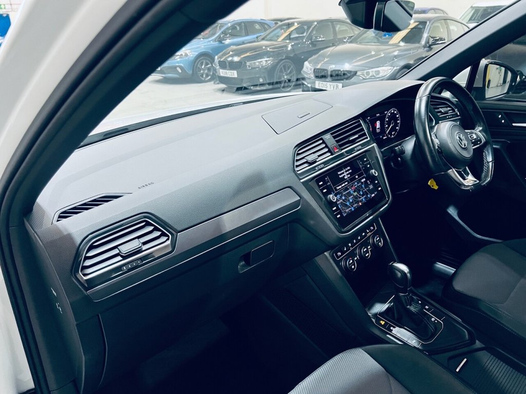 Used Volkswagen Tiguan 2018 for sale - 77693144: Photo 6