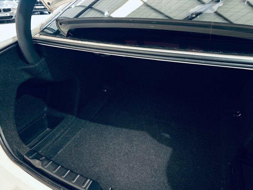 Used BMW 3 Series 2012 for sale - 76631881: Photo 20