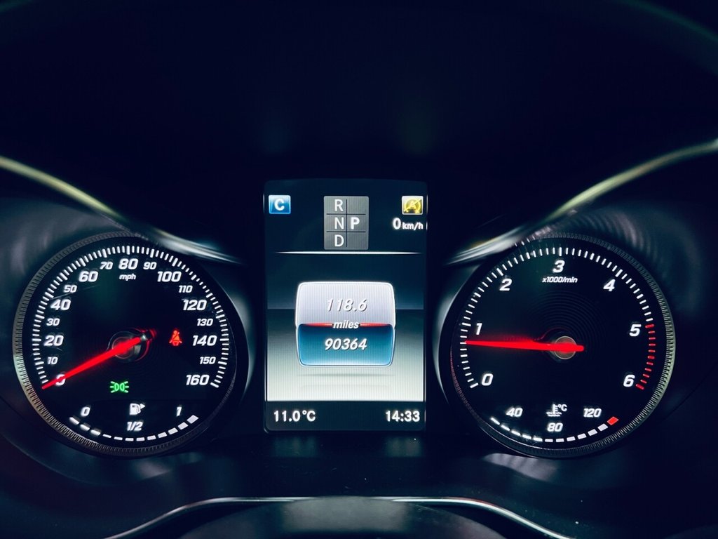 Used Mercedes-Benz GLC 2017 for sale - 77806152: Photo 28