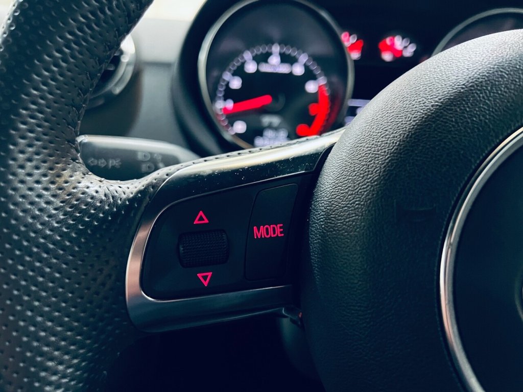 Used Audi TT 2011 for sale - 77820857: Photo 30