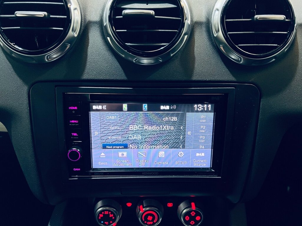 Used Audi TT 2011 for sale - 77820857: Photo 8