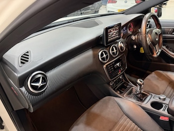 Used Mercedes-Benz A-Class 2015 for sale - 77558152: Photo