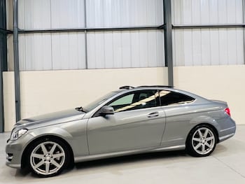 Used Mercedes-Benz C Class 2014 for sale - 78672636: Photo