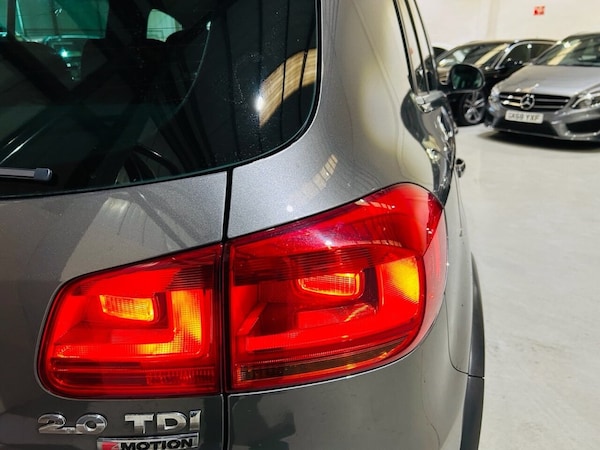Used Volkswagen Tiguan 2016 for sale - 76333563: Photo 12