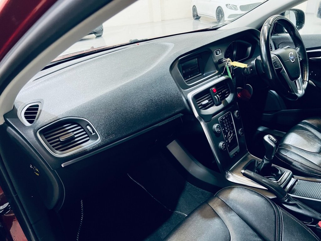 Used Volvo V40 2014 for sale - 77341747: Photo 13