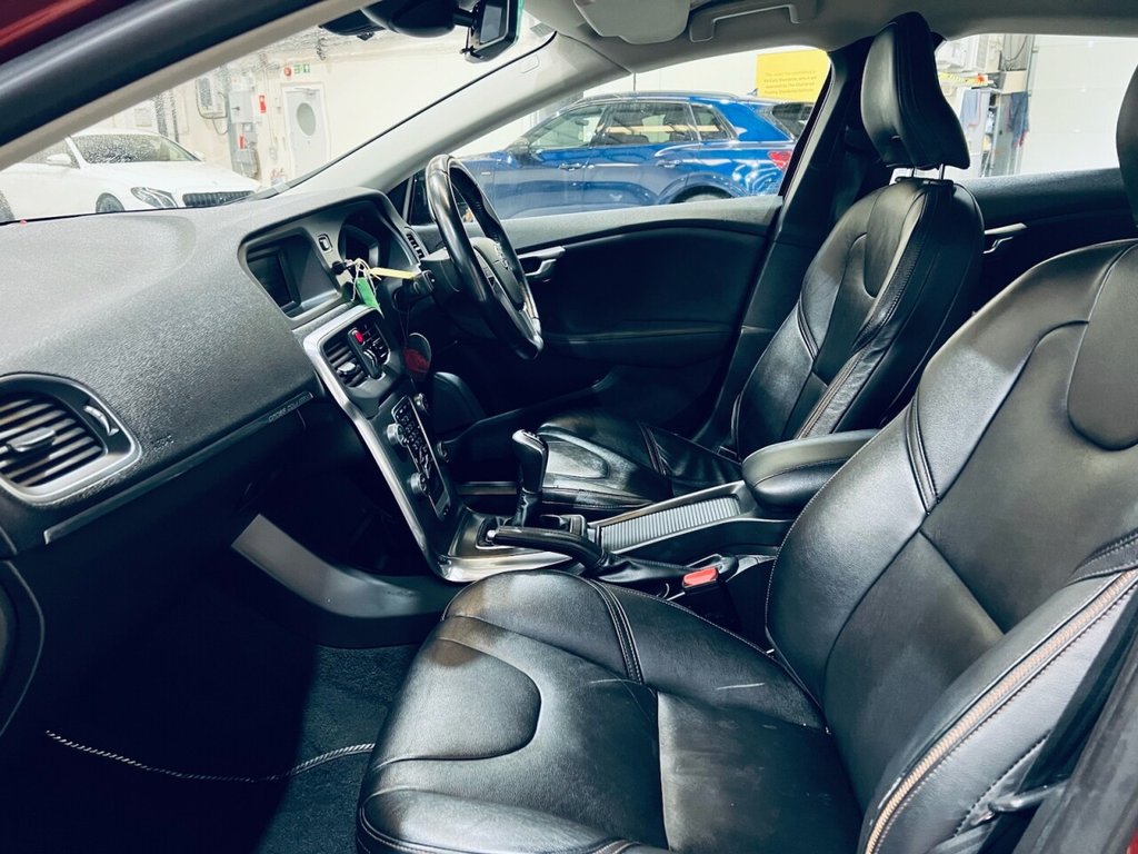 Used Volvo V40 2014 for sale - 77341747: Photo 14