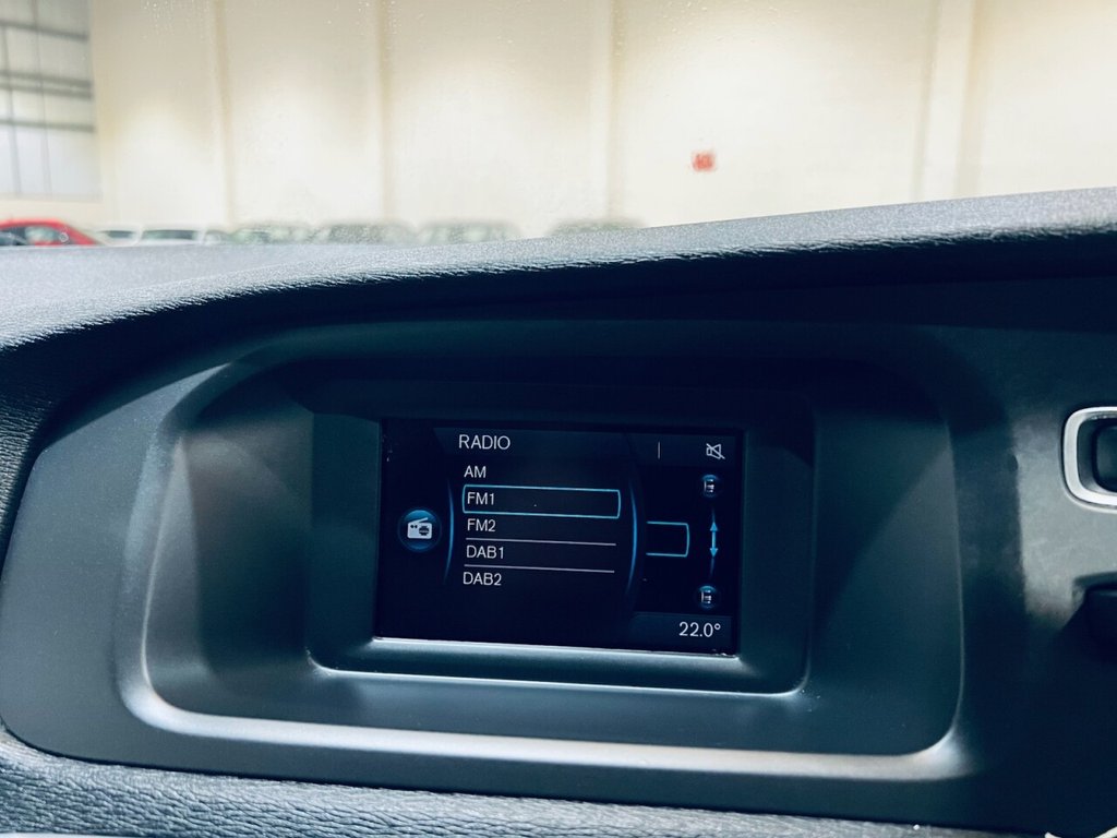 Used Volvo V40 2014 for sale - 77341747: Photo 23