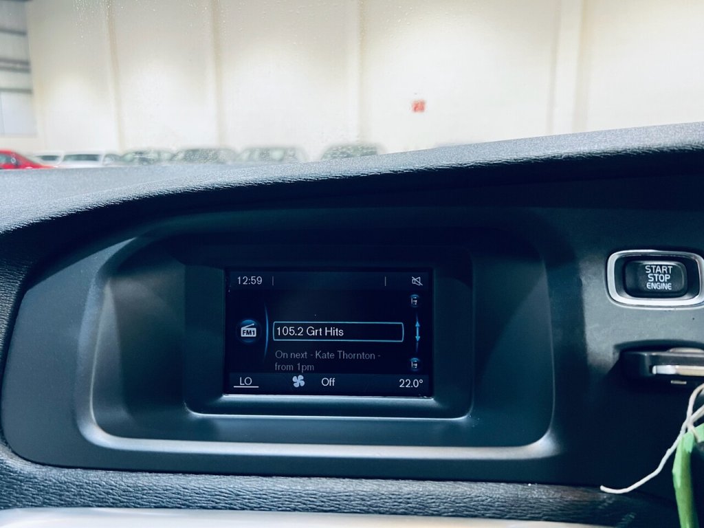 Used Volvo V40 2014 for sale - 77341747: Photo 24