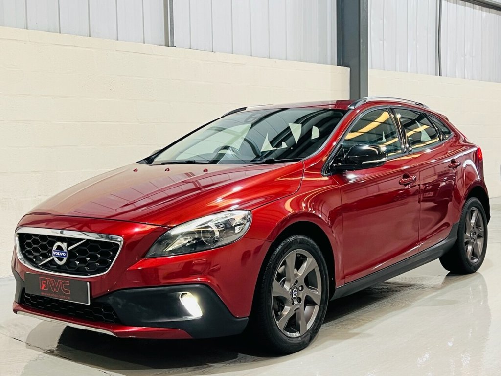 Used Volvo V40 2014 for sale - 77341747: Photo 4