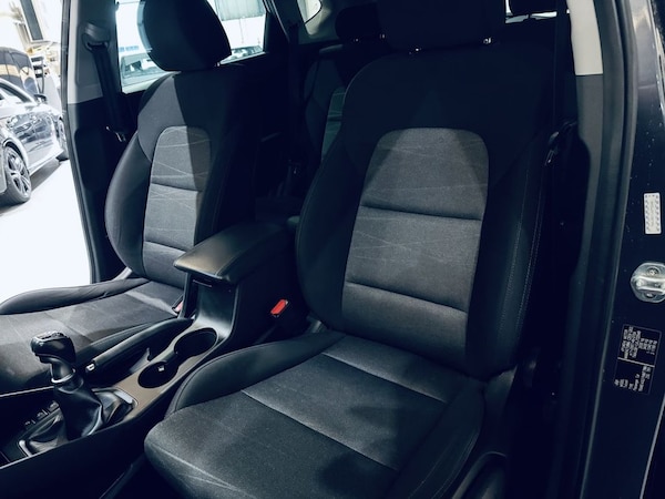 Used Hyundai TUCSON 2018 for sale - 76304048: Photo 4