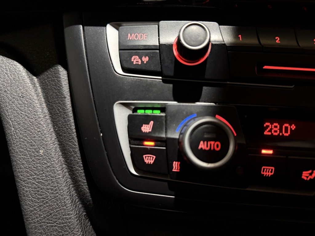 Used BMW 3 Series Gran Turismo 2014 for sale - 77067593: Photo 29