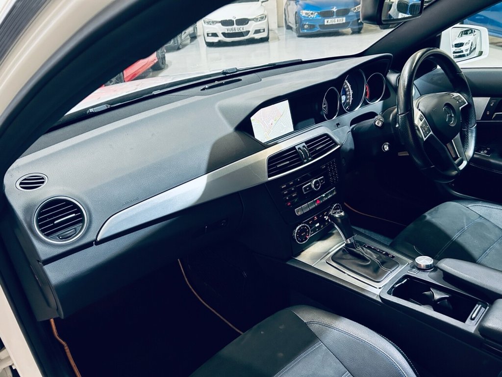 Used Mercedes-Benz C Class 2015 for sale - 76367881: Photo 15