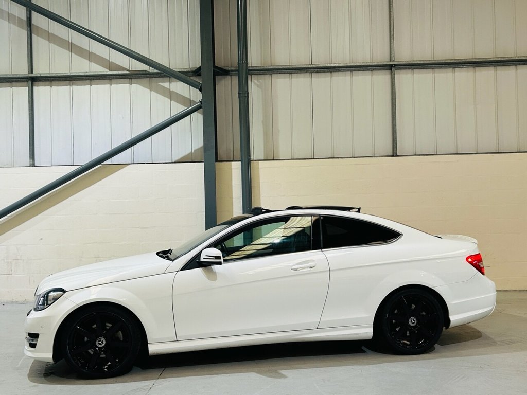 Used Mercedes-Benz C Class 2015 for sale - 76367881: Photo 6