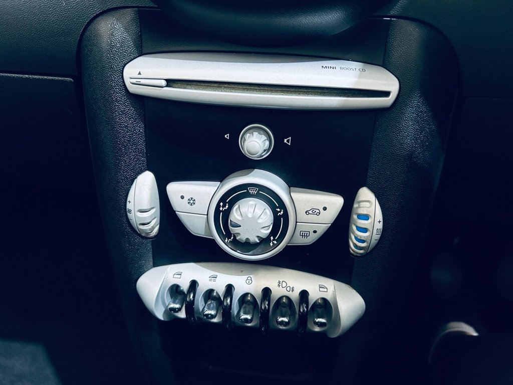 Used MINI Convertible 2010 for sale - 75992583: Photo 9