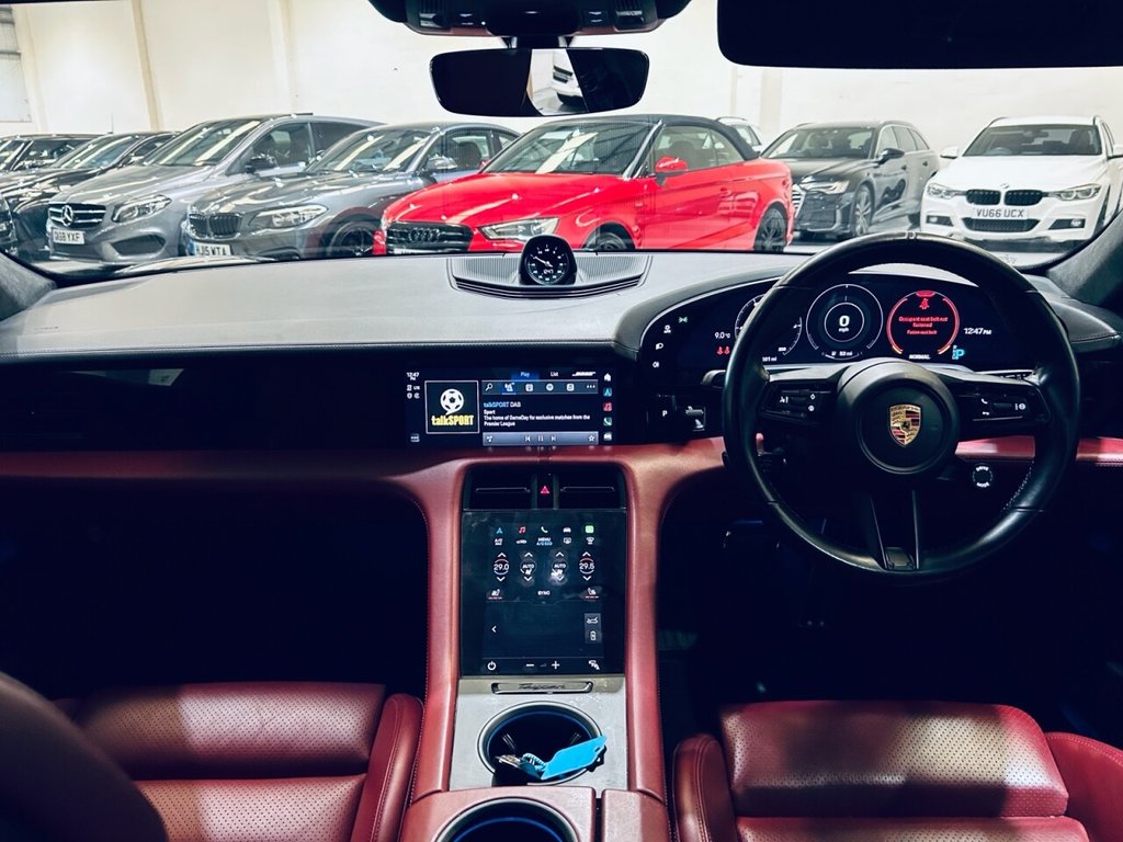 Used Porsche Taycan 2021 for sale - 76333865: Photo 17